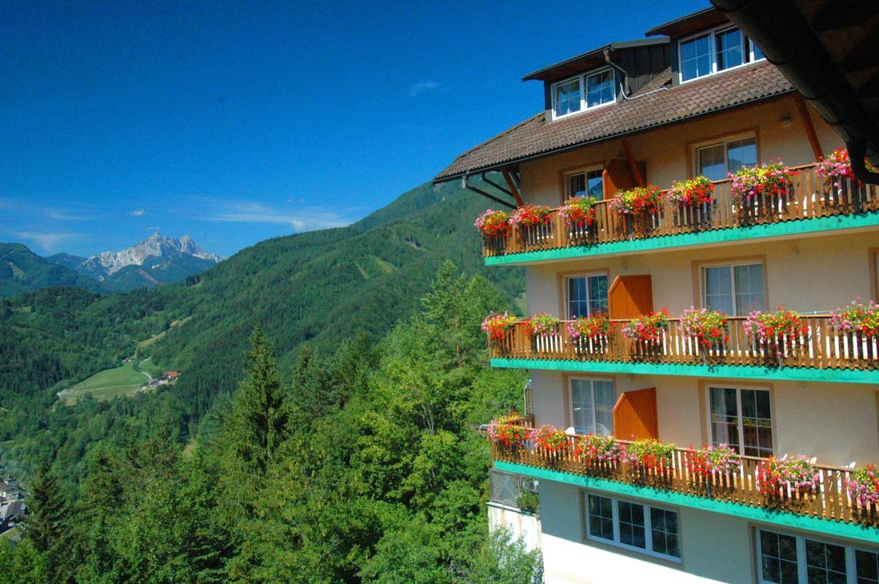 Motel Brunner Apartments & Zimmer Bad Eisenkappel Bagian luar foto